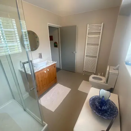 Double With Garden View Rum i privatbostad